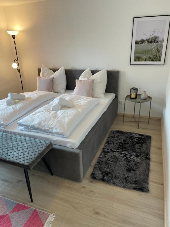 Am Exklusives Loft Mit 3 Schlafzimmern, Netflix, Zentral, Parkplatz 安贝格 外观 照片